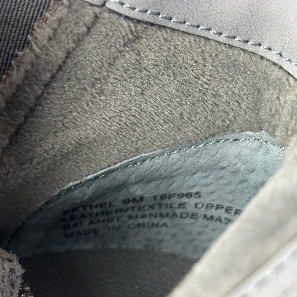 OTBT Sneaker Bootie Women's Gray Zip Closure Bethel 9M Suede Neutral - Picture 12 of 12